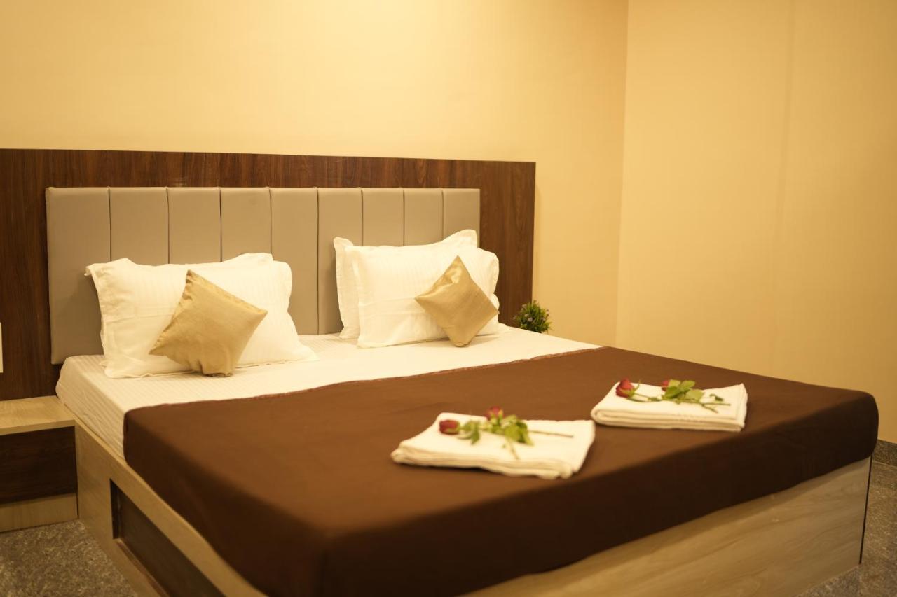 Hotel Sitara Inn Ратнагири Экстерьер фото