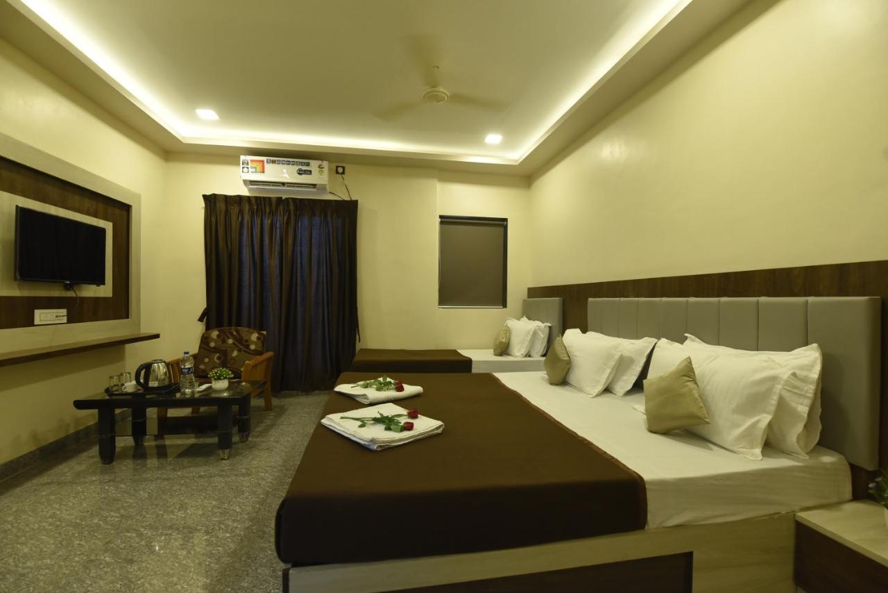 Hotel Sitara Inn Ратнагири Экстерьер фото